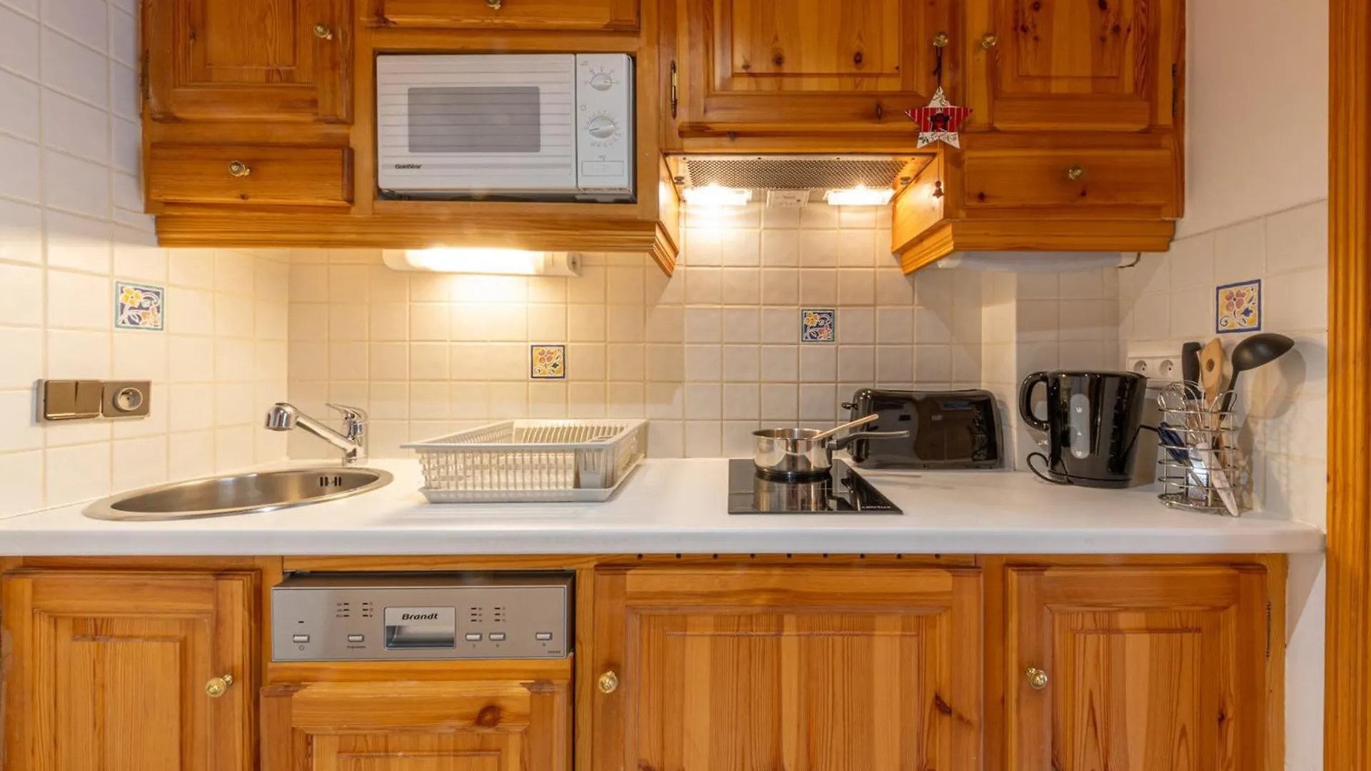 Studio Cosy Avec Wifi, Centre Village, Pres Des Pistes - Val-D'Isere - Fr-1-694-250 France
